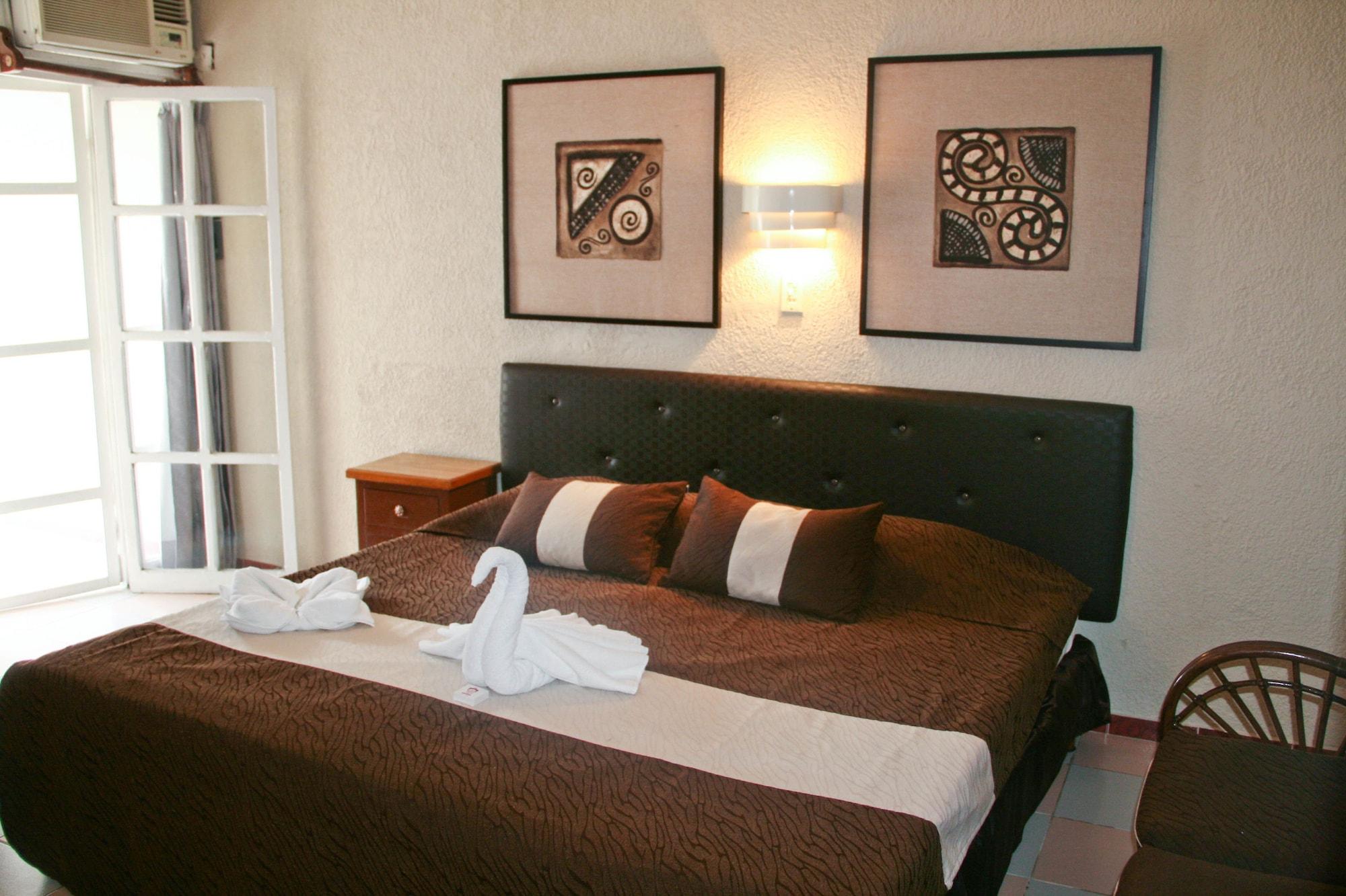 ואיאדוליד Hotel Maria De La Luz מראה חיצוני תמונה
