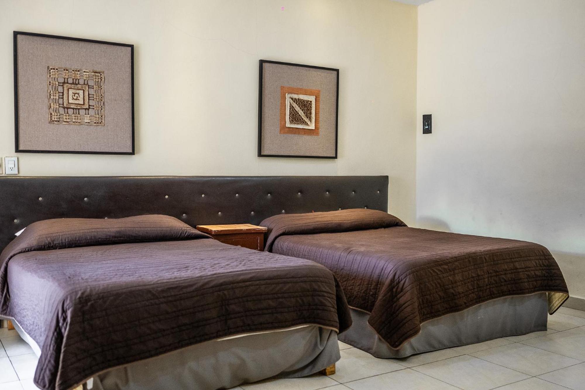 ואיאדוליד Hotel Maria De La Luz מראה חיצוני תמונה