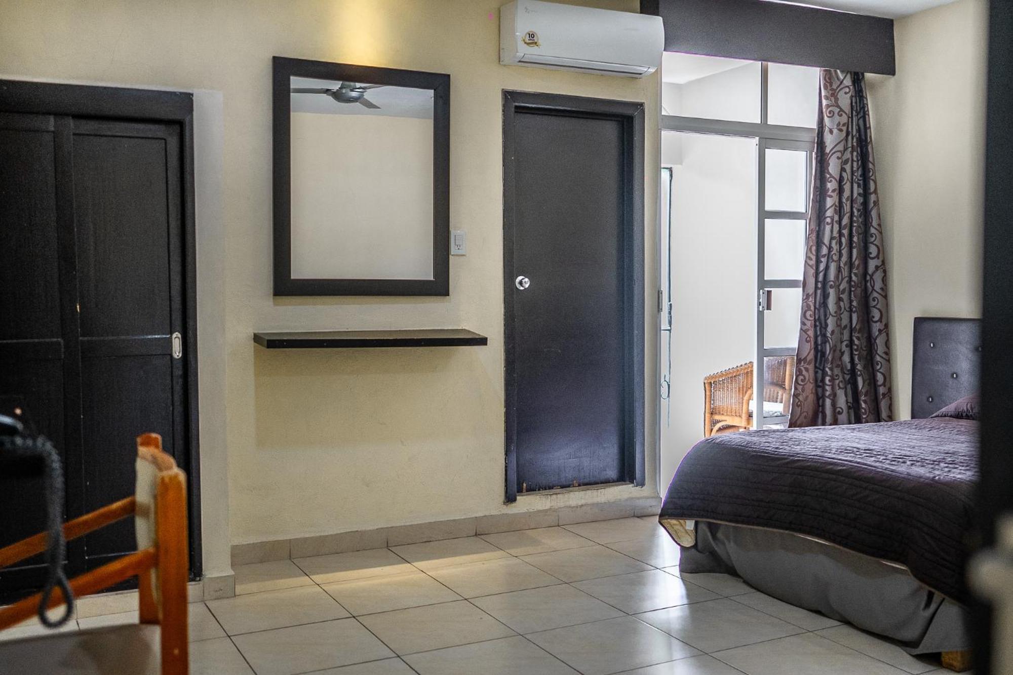 ואיאדוליד Hotel Maria De La Luz מראה חיצוני תמונה
