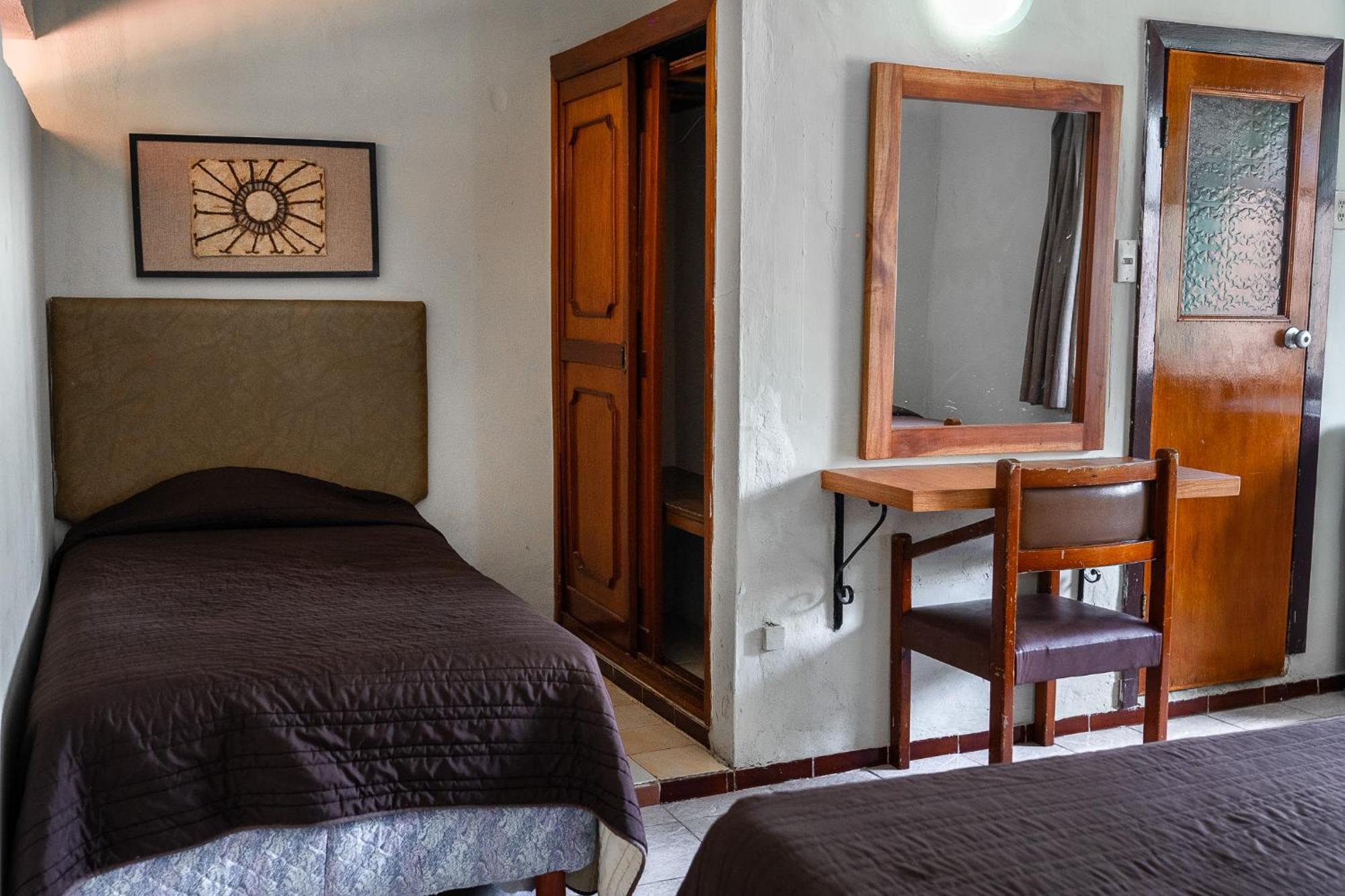 ואיאדוליד Hotel Maria De La Luz מראה חיצוני תמונה