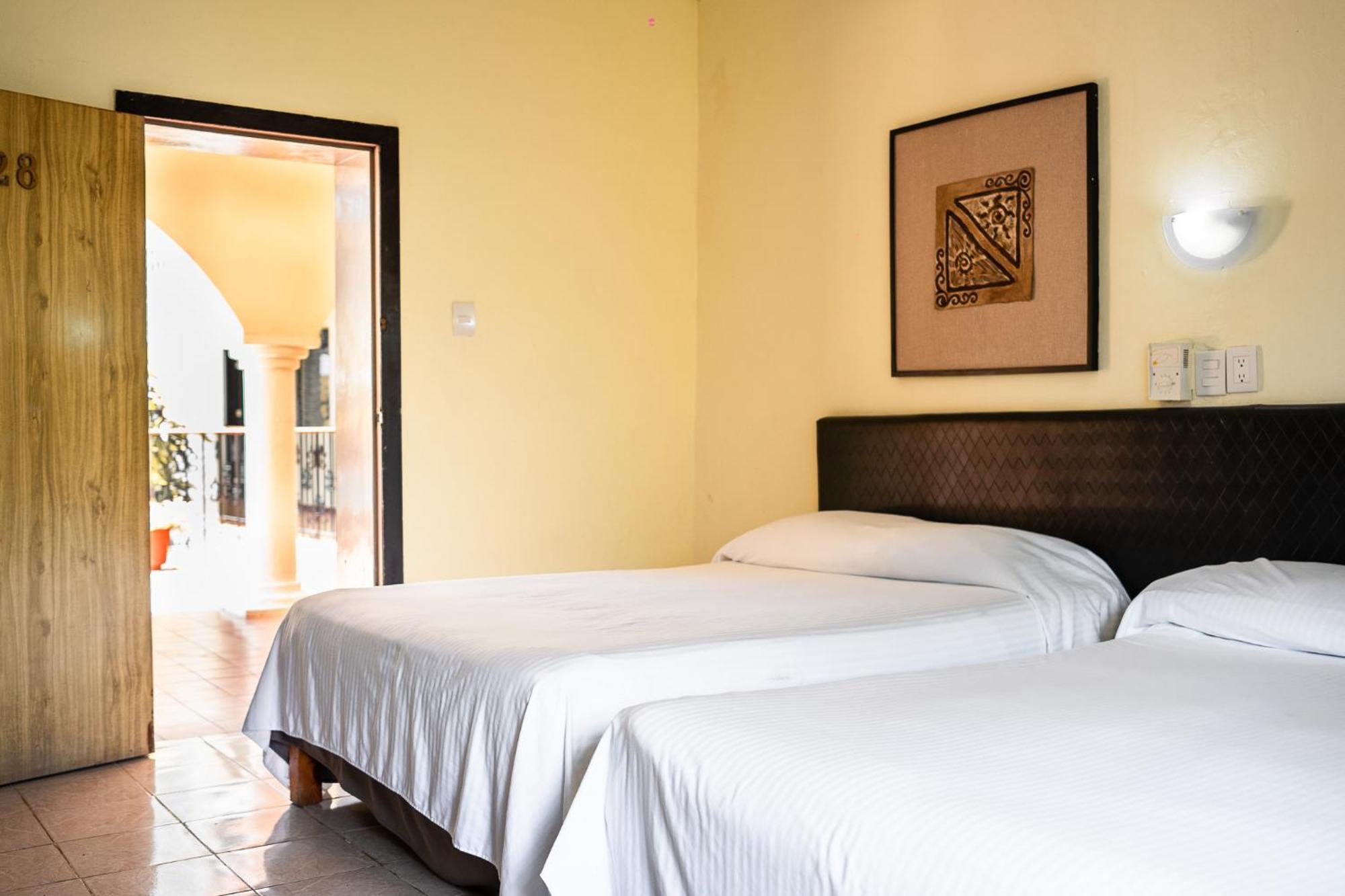 ואיאדוליד Hotel Maria De La Luz מראה חיצוני תמונה