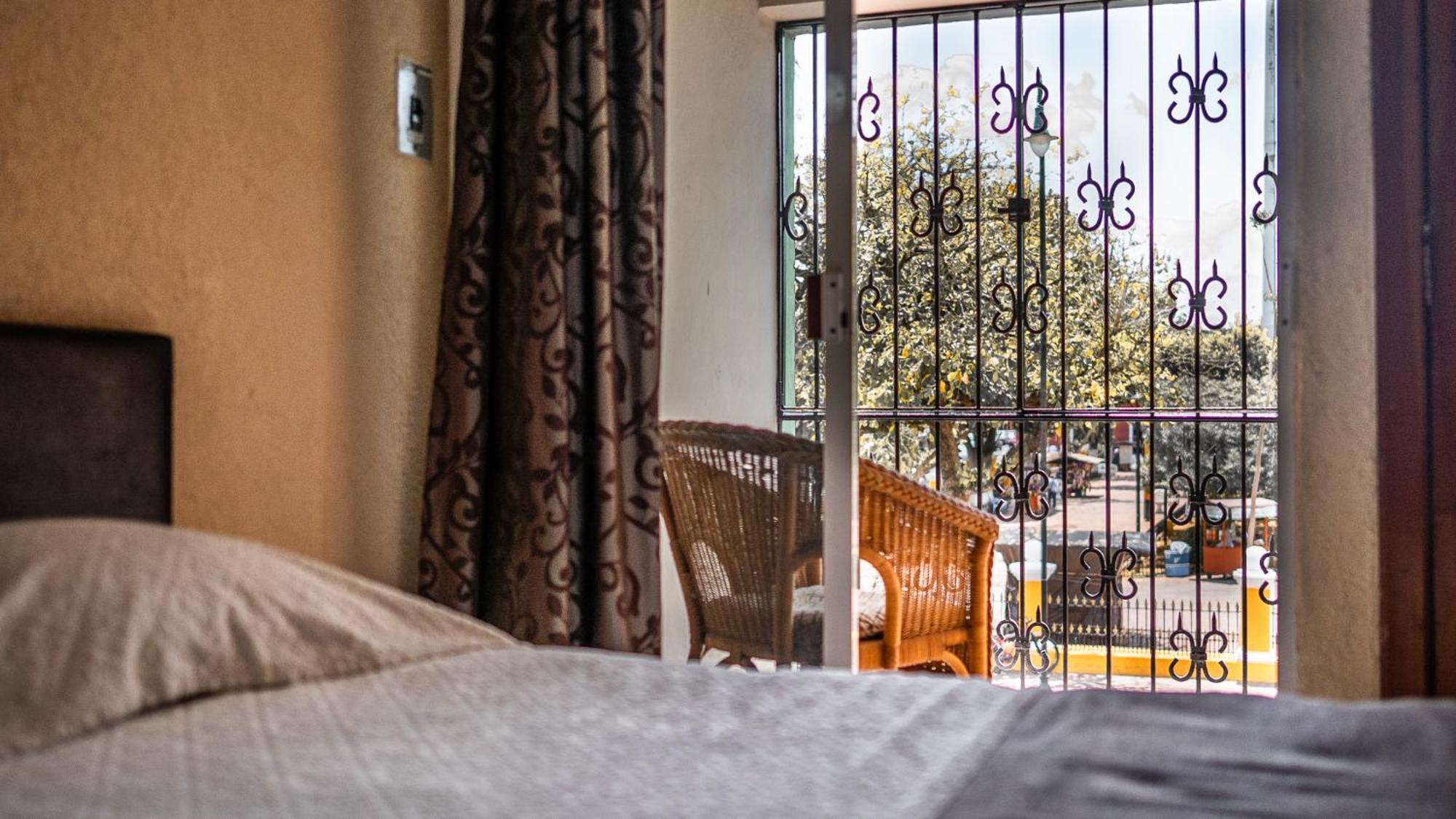 ואיאדוליד Hotel Maria De La Luz מראה חיצוני תמונה