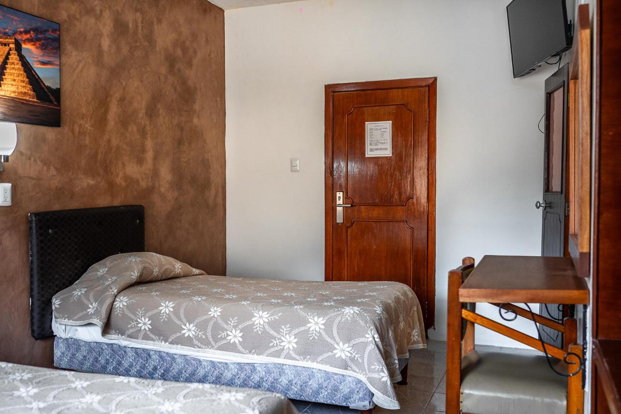 ואיאדוליד Hotel Maria De La Luz מראה חיצוני תמונה