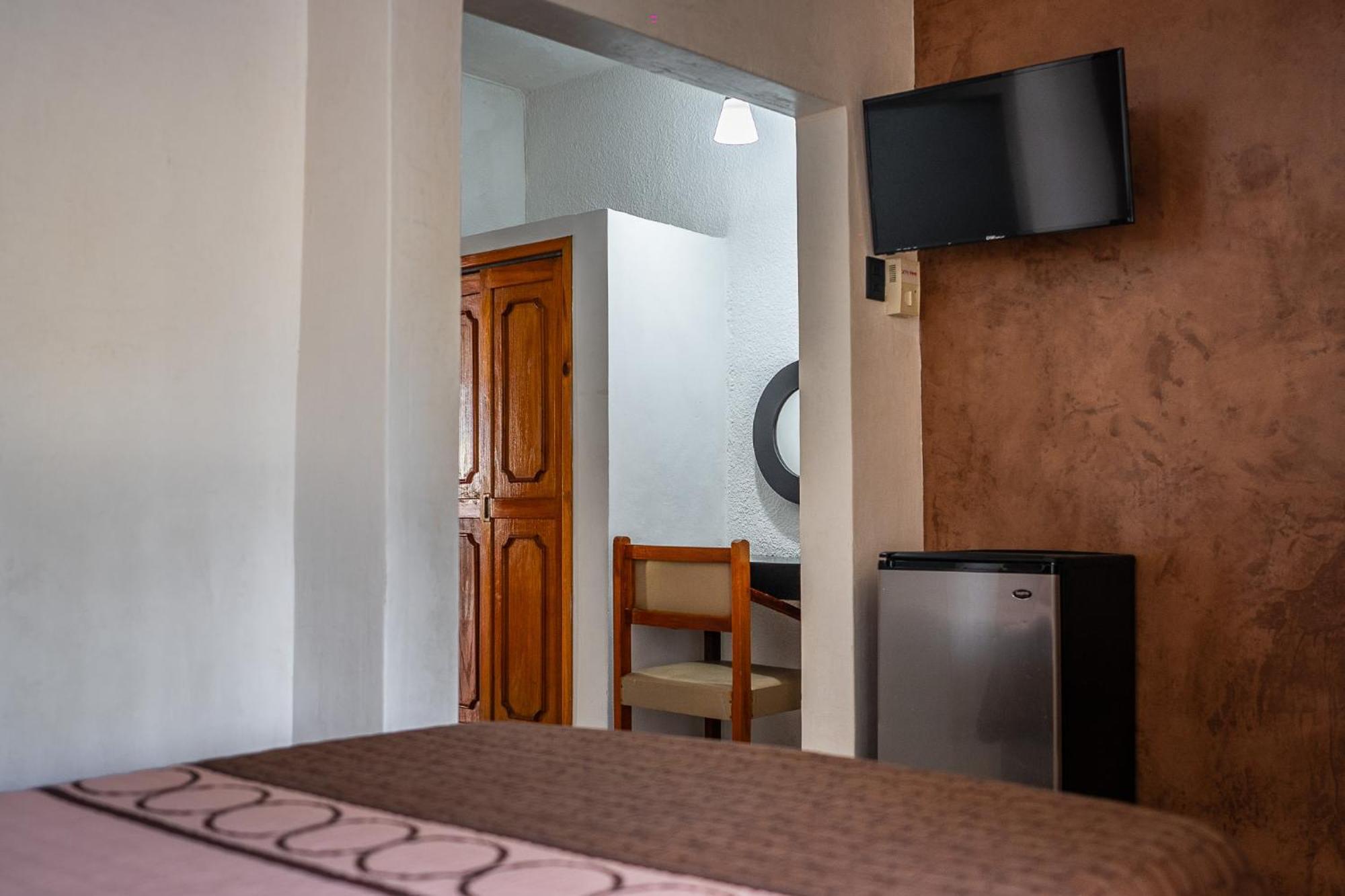 ואיאדוליד Hotel Maria De La Luz מראה חיצוני תמונה