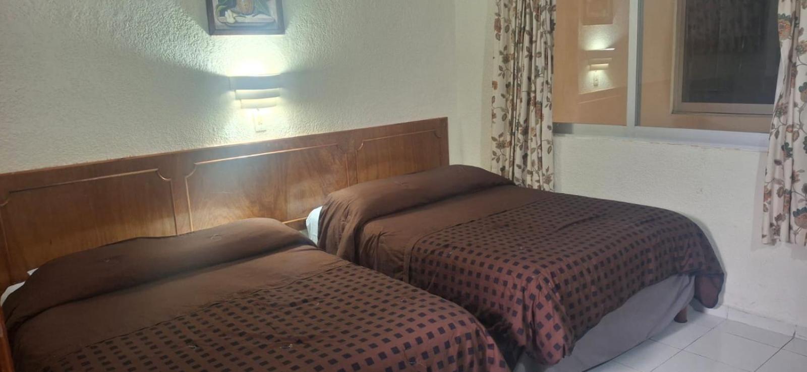 ואיאדוליד Hotel Maria De La Luz מראה חיצוני תמונה